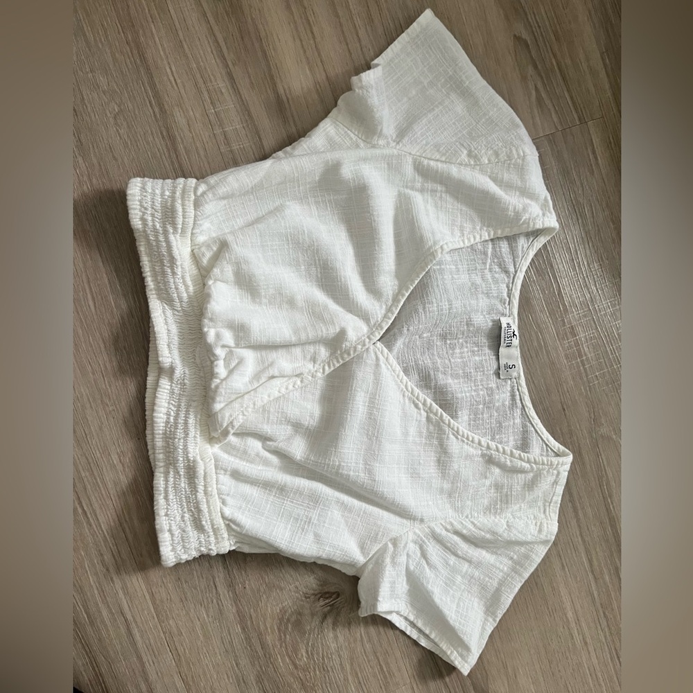 Hollister shirt
